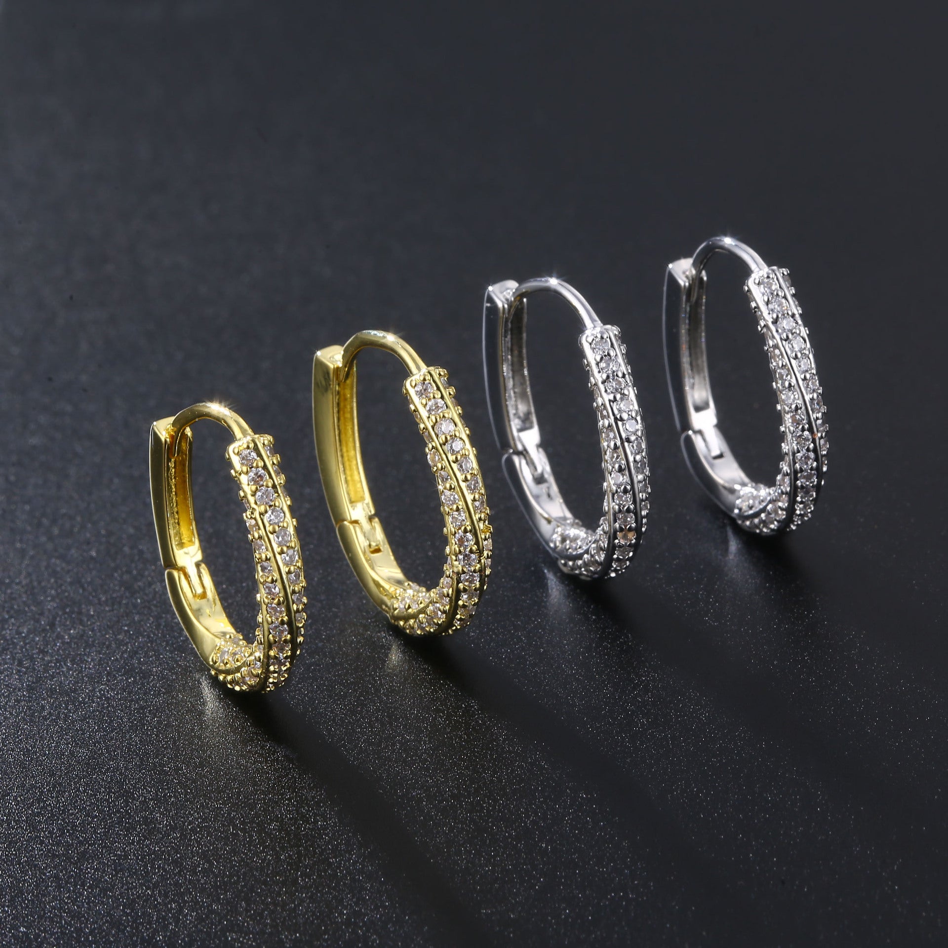 Hollow Gold Round Earrings